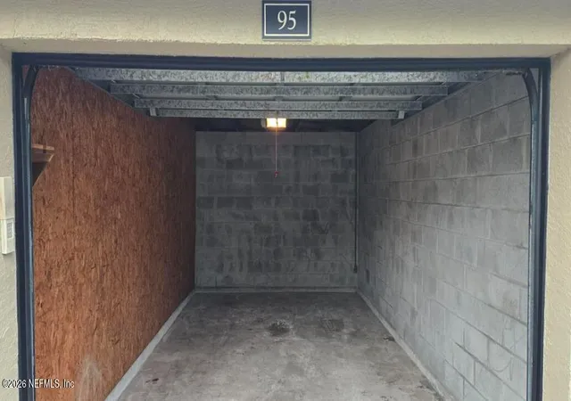 2nd image of 1701 The Grns Wy, Jacksonville Beach, FL 32250