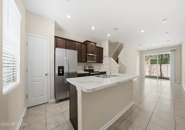 Photo 4 of Townhouse for sale at 843 Centennial St, Jacksonville, FL 32211 | MLS# 2147210 | Listing updated on 2026-08-21