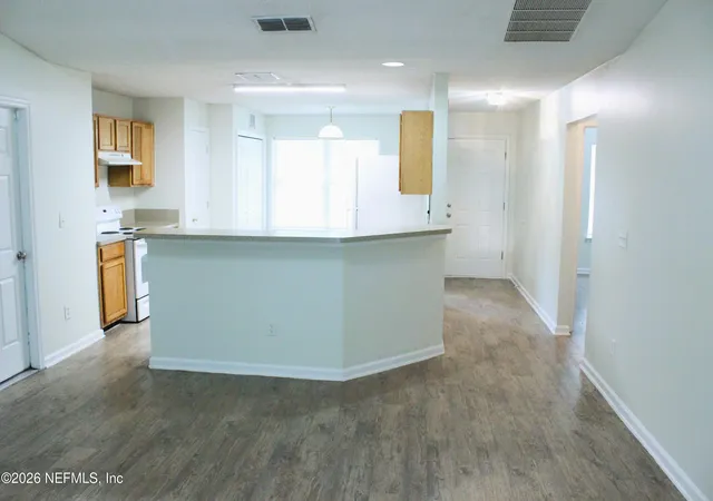 2nd image of 3762 Lauren Oak Ln E, Jacksonville, FL 32221 | MLS# 2138832