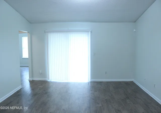 3rd image of 3762 Lauren Oak Ln E, Jacksonville, FL 32221 | MLS# 2138832