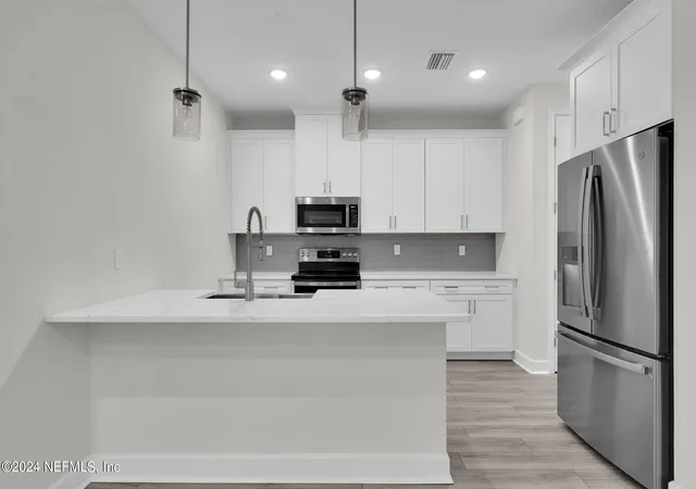 Photo 4 of Townhouse for sale at 115 Big Pine Ln, Ponte Vedra, FL 32081 | MLS# 2138866 | Listing updated on 2026-09-16