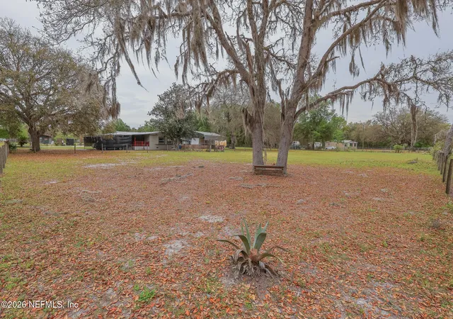 Photo 3 of Manufactured home for sale at 239 Lynne Dr, Palatka, FL 32177 | MLS# 2139258 | Listing updated on 2026-04-17