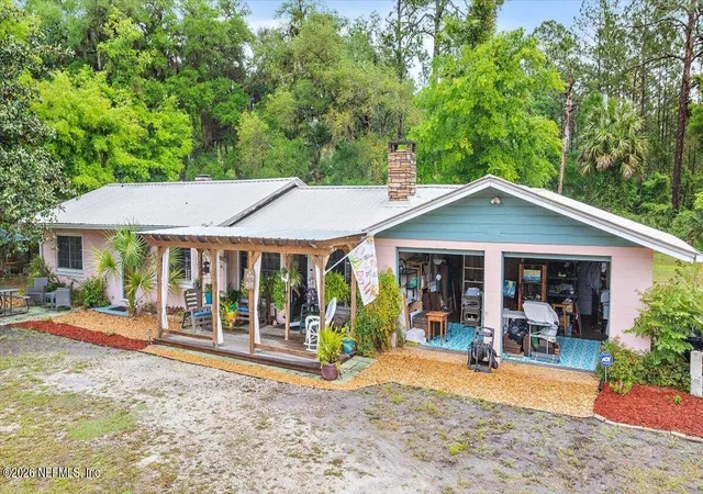 Homes for sale in East Palatka, FL | 350 Hwy 17, East Palatka, FL 32131 | MLS# 2139434