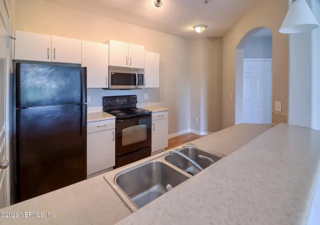 Homes for sale in Jacksonville, FL | 8290 Gate Pkwy W #1115, Jacksonville, FL 32216 | MLS# 2139526