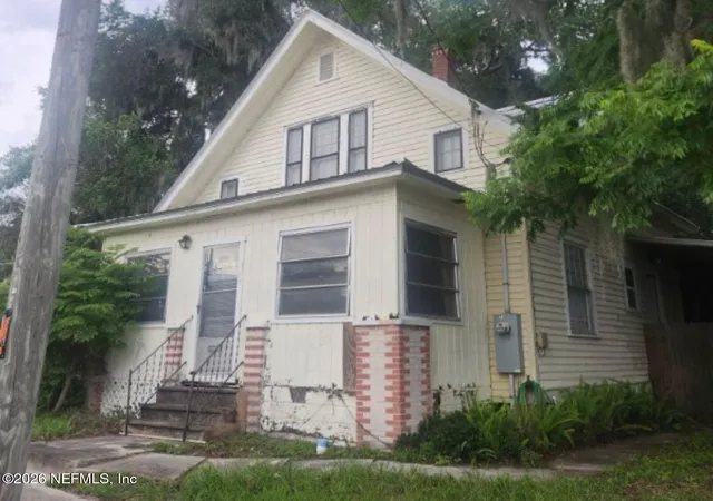Homes for sale in Crescent City, FL | 216 N Summit St, Crescent City, FL 32112 | MLS# 2139686