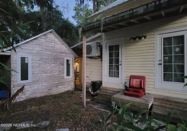 Homes for sale in Crescent City, FL | 216 N Summit St, Crescent City, FL 32112 | MLS# 2139686