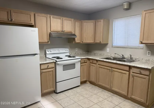 5th image of 5120 Westchase Ct, Jacksonville, FL 32210 | MLS# 2139464