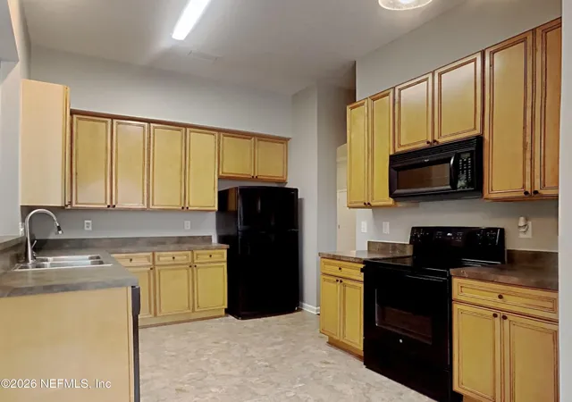 Photo 3 of Single family home for sale at 3814 Hidden View Dr, Orange Park, FL 32065 | MLS# 2139449 | Listing updated on 2026-09-04