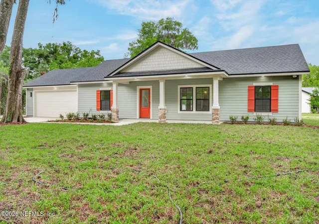 Homes for sale in San Mateo, FL | 231 E State Road 100, San Mateo, FL 32187 | MLS# 2139256