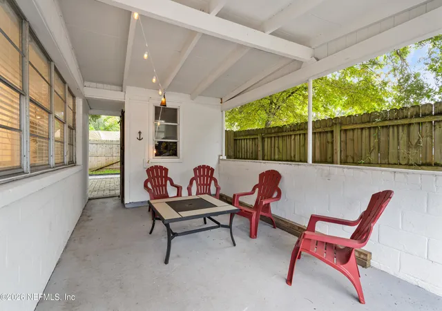 Photo 2 of Single family home for sale at 1075 Anastasia Blvd, Saint Augustine, FL 32080 | MLS# 2139262 | Listing updated on 2026-04-09