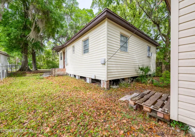 4th image of 640 Gardiner St, Starke, FL 32091 | MLS# 2139313