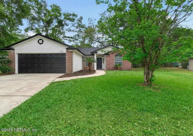 3rd image of 7530 Fawn Lake Dr S, Jacksonville, FL 32256 | MLS# 2140430