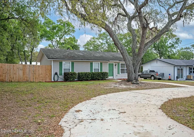 4th image of 430 Sw Jasmine Ave, Keystone Heights, FL 32656 | MLS# 2139813