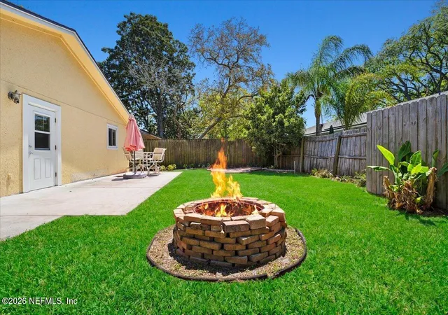 3rd image of 918 17Th St N, Jacksonville Beach, FL 32250 | MLS# 2140273