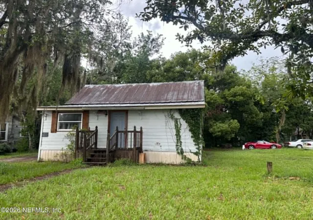 Photo 2 of Single family home for sale at 634 N Cherry St, Starke, FL 32091 | MLS# 2150908 | Listing updated on 2026-06-16
