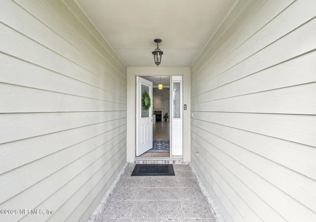 4th image of 2482 Glow Wood Ct, Middleburg, FL 32068 | MLS# 2143492