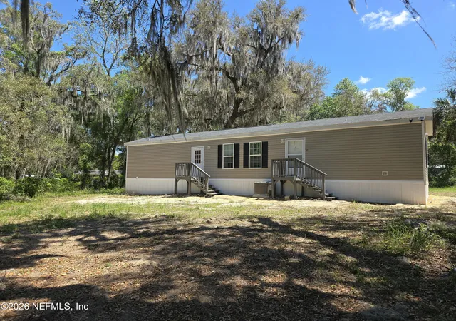 Homes for sale in Florahome, FL | 106 W Manitoba St, Florahome, FL 32140 | MLS# 2139823