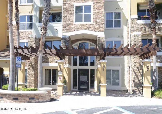 Homes for sale in Jacksonville, FL | 8539 Gate Pkwy W #1522, Jacksonville, FL 32216 | MLS# 2139832