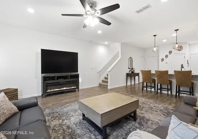 Photo 3 of Townhouse for sale at 3650 Creswick Cir #C, Orange Park, FL 32065 | MLS# 2140014 | Listing updated on 2026-09-07