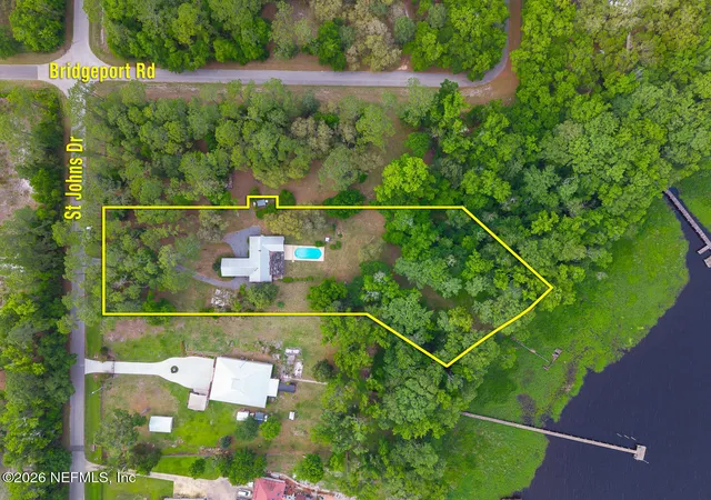 Photo 2 of Single family home for sale at 202 Saint Johns Dr, Palatka, FL 32177 | MLS# 2140027 | Listing updated on 2026-07-13