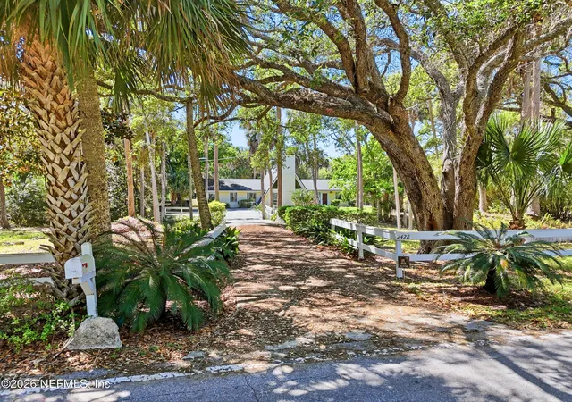 Photo 3 of Single family home for sale at 2428 Seminole Rd, Atlantic Beach, FL 32233 | MLS# 2140483 | Listing updated on 2026-09-26