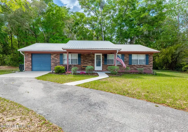 Homes for sale in Melrose, FL | 102 Swans Nest Cir, Melrose, FL 32666 | MLS# 2140152