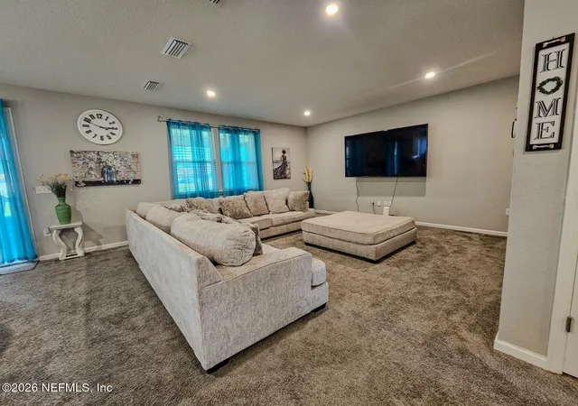 3rd image of 12573 Lake Taylor Ln, Jacksonville, FL 32218 | MLS# 2140205