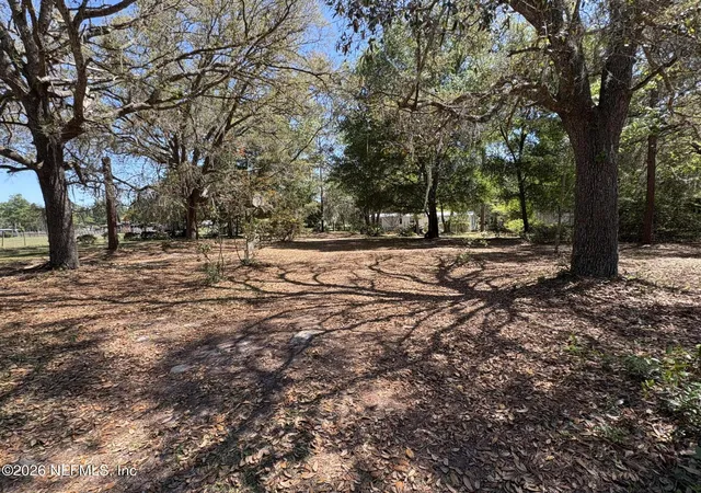 Homes for sale in Melrose, FL | 135 & 137 Country Living Ln, Melrose, FL 32666 | MLS# 2140208