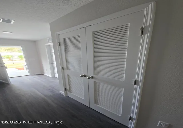 Photo 3 of Single family home for sale at 2520 Paul Ave, Jacksonville, FL 32207 | MLS# 2140395 | Listing updated on 2026-09-18