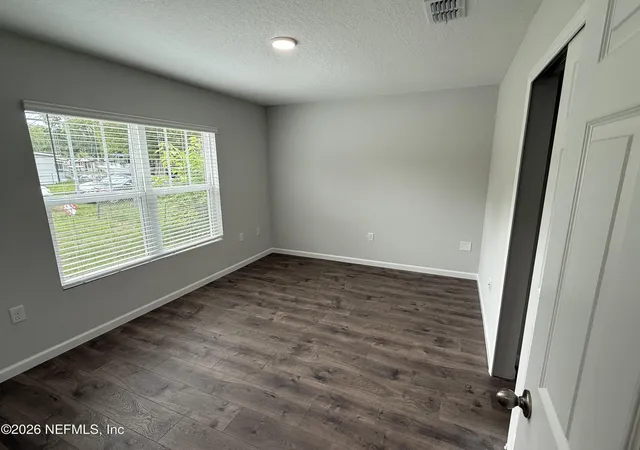 Photo 4 of Single family home for sale at 2520 Paul Ave, Jacksonville, FL 32207 | MLS# 2140395 | Listing updated on 2026-09-18