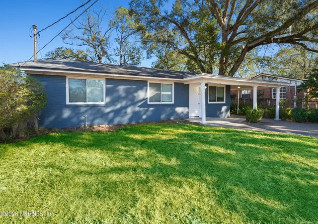 Homes for sale in Jacksonville, FL | 5395 Poppy Dr, Jacksonville, FL 32205 | MLS# 2140686