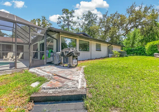 Homes for sale in Jacksonville, FL | 10440 Sylvan Ln W, Jacksonville, FL 32257 | MLS# 2140619