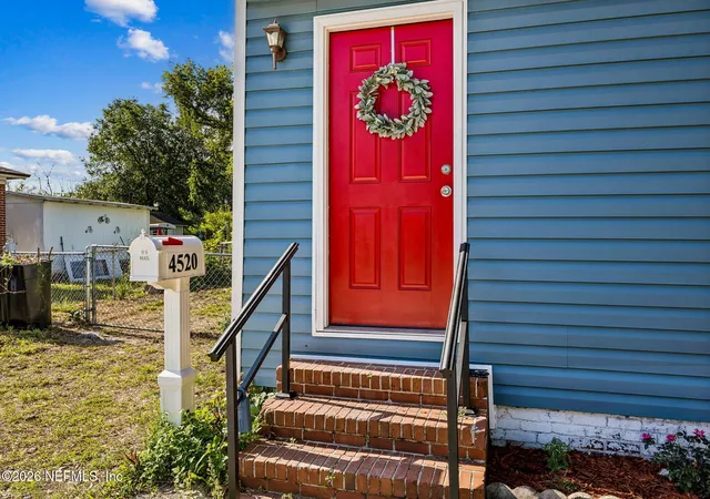 3rd image of 4520 Birkenhead Rd, Jacksonville, FL 32210 | MLS# 2140822