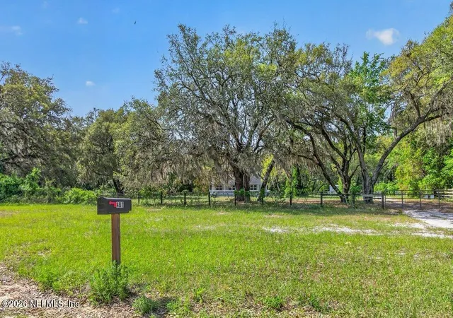 Photo 2 of Single family home for sale at 461 Old Starke Rd, Palatka, FL 32177 | MLS# 2141396 | Listing updated on 2026-08-26
