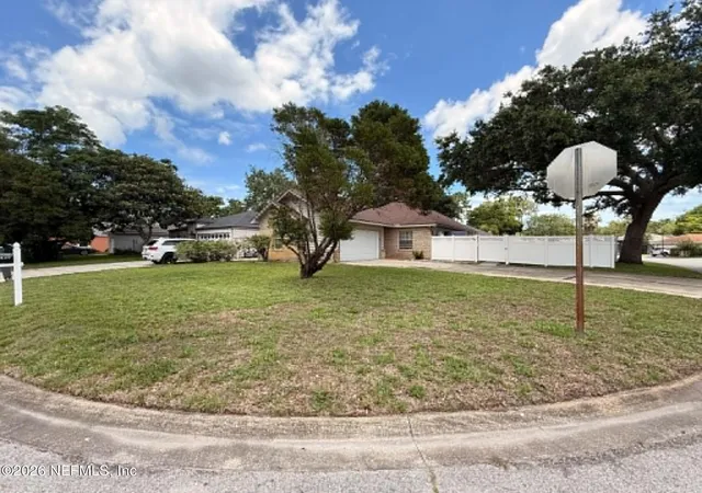 Homes for sale in Jacksonville, FL | 1829 Ashmore Green Dr, Jacksonville, FL 32246 | MLS# 2141709