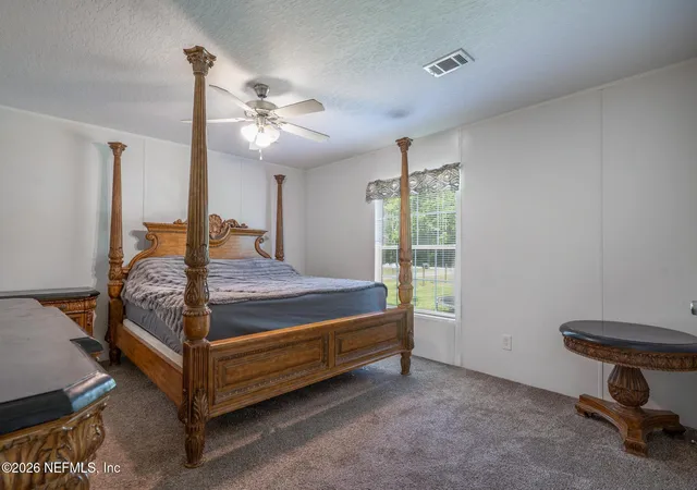 Photo 4 of Manufactured home for sale at 76220 Dove Rd, Yulee, FL 32097 | MLS# 2141254 | Listing updated on 2026-09-18