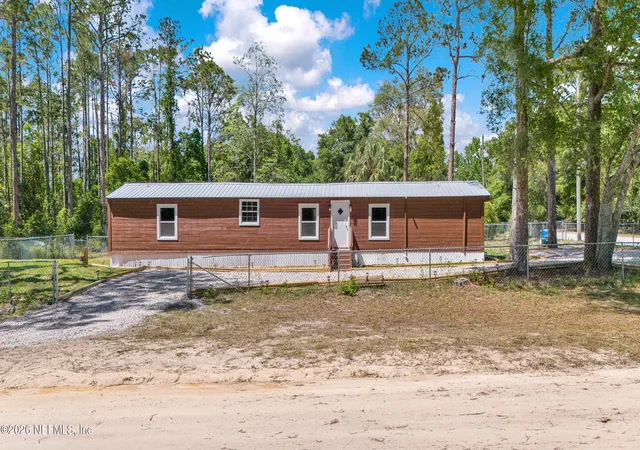 Homes for sale in Satsuma, FL | 155 Rabbit Track Rd, Satsuma, FL 32189 | MLS# 2141453
