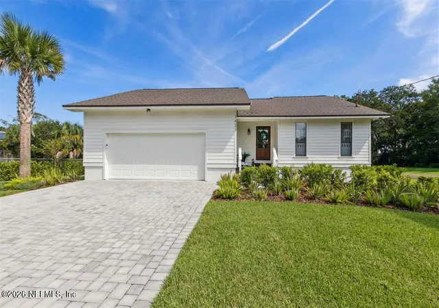 Photo 1 of Single family home for sale at 1421 Highland Dr, Fernandina Beach, FL 32034 | MLS# 2141263 | Listing updated on 2026-04-22