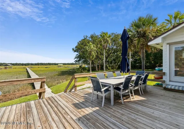 Photo 2 of Single family home for sale at 1421 Highland Dr, Fernandina Beach, FL 32034 | MLS# 2141263 | Listing updated on 2026-04-22