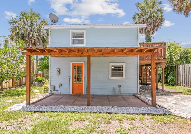 Homes for sale in Jacksonville Beach, FL | 1318 6Th St S, Jacksonville Beach, FL 32250 | MLS# 2141590