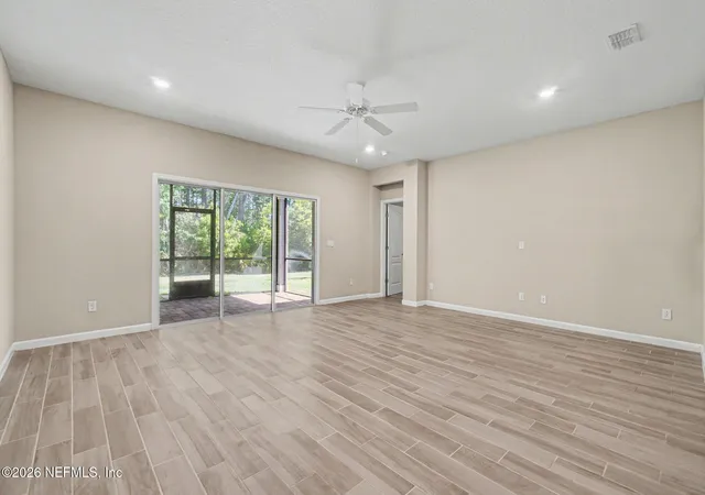 5th image of 10143 Ramsey Falls Dr, Jacksonville, FL 32222 | MLS# 2141840
