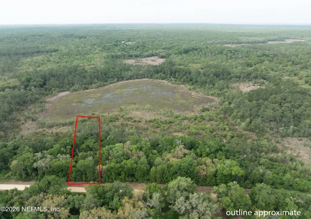 Photo 3 of Land for sale at 141 Fishermans Dr, Interlachen, FL 32148 | MLS# 2141592 | Listing updated on 2026-04-23