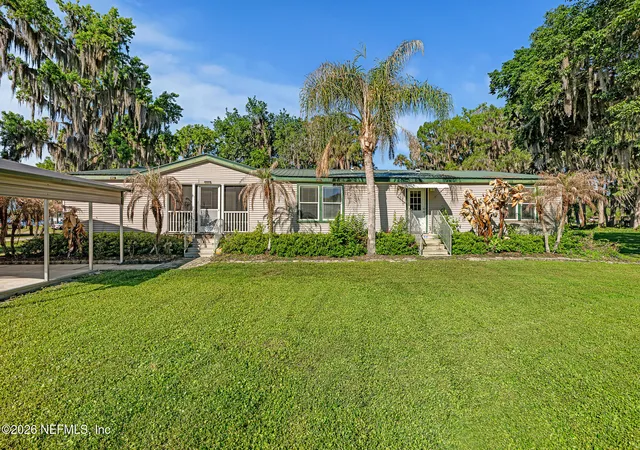 Homes for sale in Georgetown, FL | 105 S Lake George Dr, Georgetown, FL 32139 | MLS# 2141405