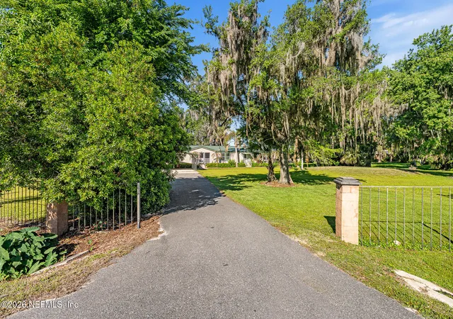 Homes for sale in Georgetown, FL | 105 S Lake George Dr, Georgetown, FL 32139 | MLS# 2141405