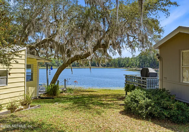 Homes for sale in Hawthorne, FL | 115 Lake Susan Rd, Hawthorne, FL 32640 | MLS# 2141475