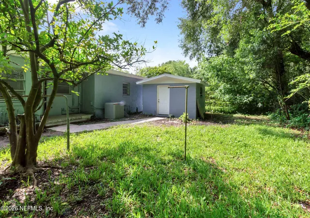 Photo 17 of Sale Pending at 5626 Verbena Rd, Jacksonville, FL 32209 | MLS# 2141633 | Listing updated on 2026-10-06