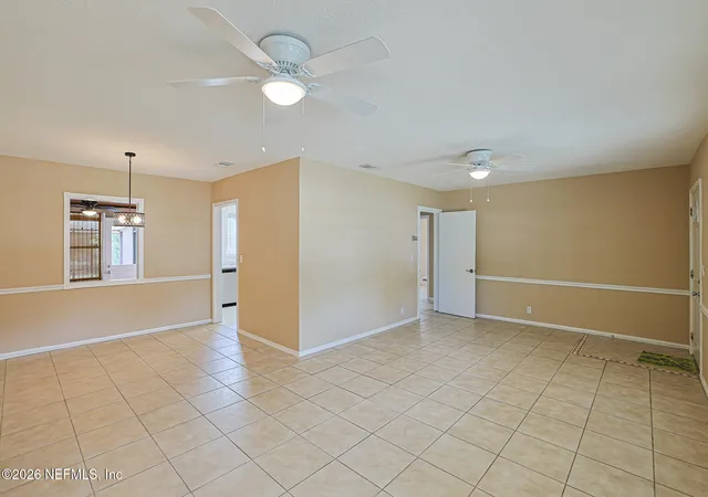 5th image of 223 Elmore St, Green Cove Springs, FL 32043 | MLS# 2142136