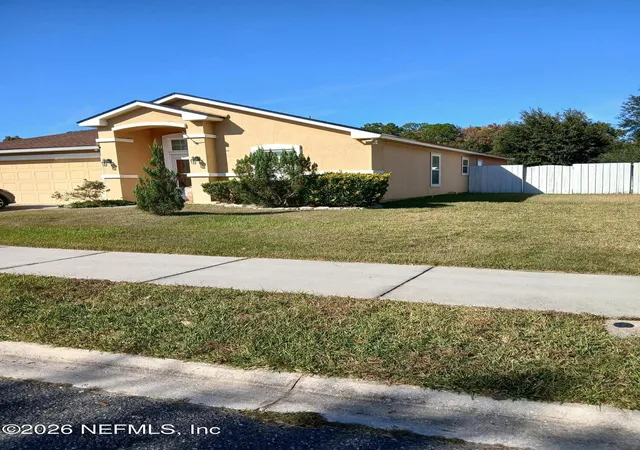 3rd image of 6389 Pinewood Hills Dr, Jacksonville, FL 32218 | MLS# 2141964