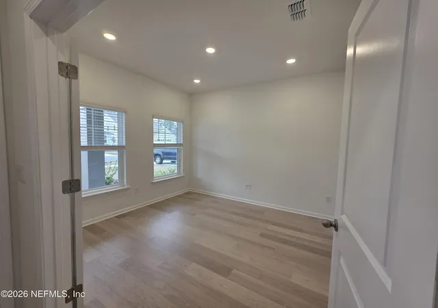 Photo 3 of Single family home for sale at 3295 Willowleaf Ln, Green Cove Springs, FL 32043 | MLS# 2141998 | Listing updated on 2026-09-21