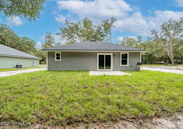 Photo 5 of Single family home for sale at 113 St Lucie St, Florahome, FL 32140 | MLS# 2143423 | Listing updated on 2026-05-04